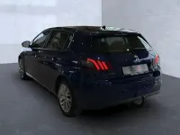 Gebraucht Peugeot 308 Active 110 PS (80 kW) 2020 Magnetic blau Limousine