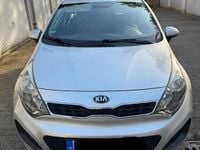 Gebraucht Kia Rio Edition 7 109 PS (80 kW) 2014 Grau Limousine