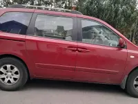 Gebraucht Kia Carnival 190 PS (139 kW) 2008 Rot Van / Kleinbus