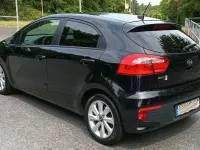 Gebraucht Kia Rio 109 PS (80 kW) 2016 Schwarz Kleinwagen