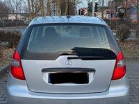 Gebraucht Mercedes A160 Elegance 95 PS (69 kW) 2011 Silber Kombi