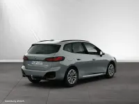 Gebraucht BMW 220 Active Tourer M Sport 163 PS (119 kW) 2025 Skyscraper grau Van / Kleinbus