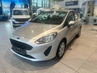Gebraucht Ford Fiesta Cool & Connect 75 PS (55 kW) 2021 Polarsilber metallic Kleinwagen