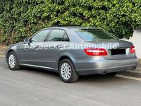 Gebraucht Mercedes E350 231 PS (169 kW) 2009 Silber Limousine