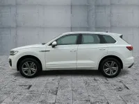 Gebraucht VW Touareg R-line 231 PS (169 kW) 2022 Pure white SUV