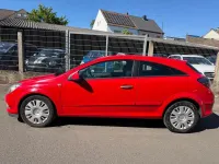 Gebraucht Opel Astra GTC Selection 90 PS (66 kW) 2009 Rot