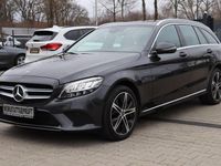 Gebraucht Mercedes C300 306 PS (225 kW) 2021 Grau Kombi