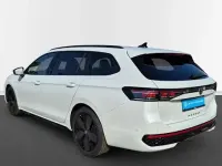 Gebraucht VW Passat IQ Drive 150 PS (110 kW) 2026 Oryxweiß perlmutteffekt Kombi