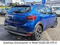 gebraucht Dacia Sandero TCe 100 ECO-G Stepway Comfort *NAVI,RFK*