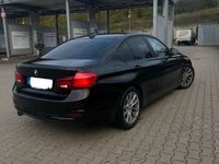 gebraucht BMW 318 F30 D Automatik 8 fach Bereift neuer TÜV