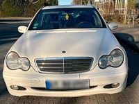 Gebraucht Mercedes C200 116 PS (85 kW) 2003 Weiß Kleinwagen