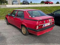 Gebraucht Alfa Romeo 75 110 PS (80 kW) 1992 Rot Limousine