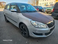Gebraucht Skoda Fabia Ambiente 69 PS (50 kW) 2010 Silber Kombi