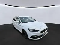 Gebraucht Seat Leon XCELLENCE 150 PS (110 kW) 2022 Weiß Limousine