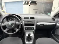 Gebraucht Skoda Octavia 122 PS (89 kW) 2009 Grau Kombi