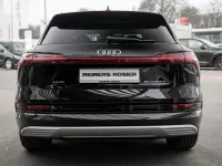 Gebraucht Audi e-tron Advanced Plus 230 kW (313 PS) 2022 Schwarz / brillantschwarz SUV
