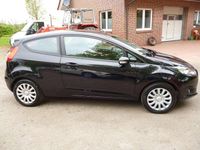 Gebraucht Ford Fiesta Trend 82 PS (60 kW) 2013 Pantherschwarz metallic Kleinwagen