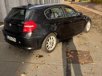 Gebraucht BMW 116 116 PS (85 kW) 2009 Schwarz Kleinwagen