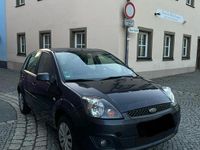 Gebraucht Ford Fiesta 82 PS (60 kW) 2008 Kleinwagen