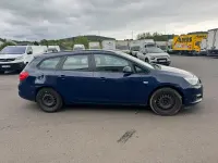 Gebraucht Opel Astra 2012 Blau Kombi