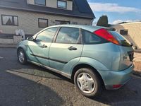 Gebraucht Ford Focus 101 PS (74 kW) 2000 Grün Kleinwagen