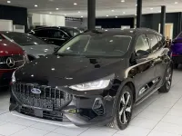 Gebraucht Ford Focus Active X 155 PS (114 kW) 2023 Schwarz Kombi