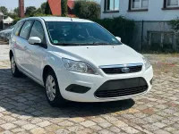 Gebraucht Ford Focus 101 PS (74 kW) 2008 Weiß Kombi