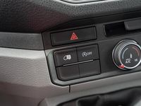 Gebraucht VW Crafter 140 PS (102 kW) 2024 Weiß Van