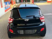 Gebraucht Hyundai i10 67 PS (49 kW) 2014 Schwarz Kleinwagen