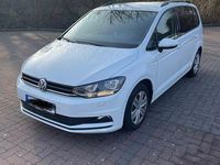 Gebraucht VW Touran 116 PS (85 kW) 2020 Beige Van / Kleinbus