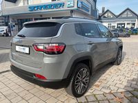 Gebraucht Jeep Compass Limited 179 PS (131 kW) 2021 Grau SUV