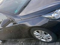 Gebraucht Peugeot 308 115 PS (84 kW) 2015 Blau Limousine