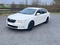 Gebraucht Skoda Superb 160 PS (117 kW) 2009 Weiß Limousine