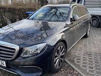 Gebraucht Mercedes E350 Exclusive 258 PS (189 kW) 2017 Schwarz Limousine