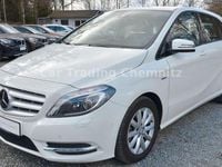 Gebraucht Mercedes B200 136 PS (100 kW) 2012 Weiß Van / Kleinbus