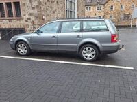 Gebraucht VW Passat Highline 150 PS (110 kW) 2002 Grau Kombi