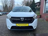 Gebraucht Dacia Lodgy 102 PS (75 kW) 2021 Weiß Van / Kleinbus
