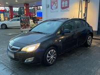 Gebraucht Opel Astra 2011 Schwarz Kleinwagen