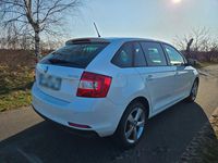 Gebraucht Skoda Rapid 105 PS (77 kW) 2013 Weiß Kleinwagen