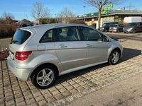 Gebraucht Mercedes B200 140 PS (102 kW) 2007 Silber Van / Kleinbus