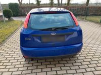 Gebraucht Ford Focus 75 PS (55 kW) 2000 Blau Limousine