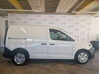 Gebraucht VW Caddy 102 PS (75 kW) 2021 Weiß Van / Kleinbus