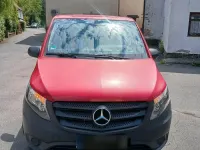 Gebraucht Mercedes Vito 162 PS (119 kW) 2017 Rot Van