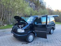 Używany VW Caravelle 151 KM (111 kW) 2001 Czarny Van
