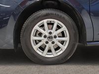 Gebraucht VW Multivan Life 150 PS (110 kW) 2024 Starlight blue Van