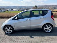 Gebraucht Mercedes A160 95 PS (69 kW) 2011 Silber Van / Kleinbus