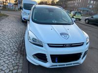 Gebraucht Ford Kuga Individual 150 PS (110 kW) 2015 Weiß SUV