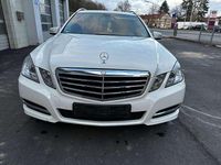 Gebraucht Mercedes E250 Avantgarde 204 PS (150 kW) 2012 Weiß Kombi
