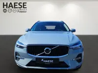 Gebraucht Volvo XC60 Core 197 PS (144 kW) 2023 Vapour grey / metallic SUV