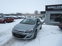 Gebraucht Opel Astra Exklusiv 170 PS (125 kW) 2014 Silbersee/perl silber (m2) Kleinwagen